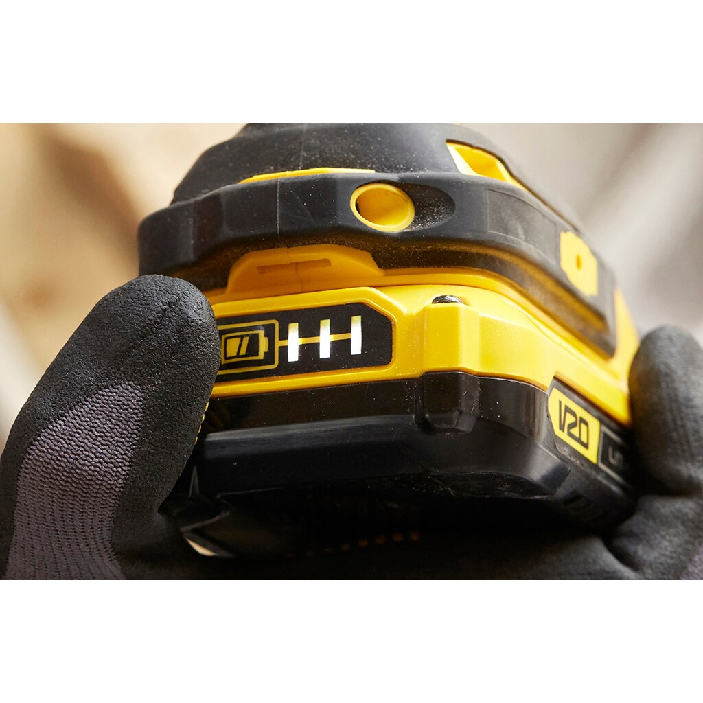 Llave de impacto sin escobillas V20 Stanley Fatmax 18V 2 AH con estuche