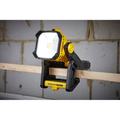 Lampe de chantier 18V Stanley Fatmax V20 Sans piles ni charge