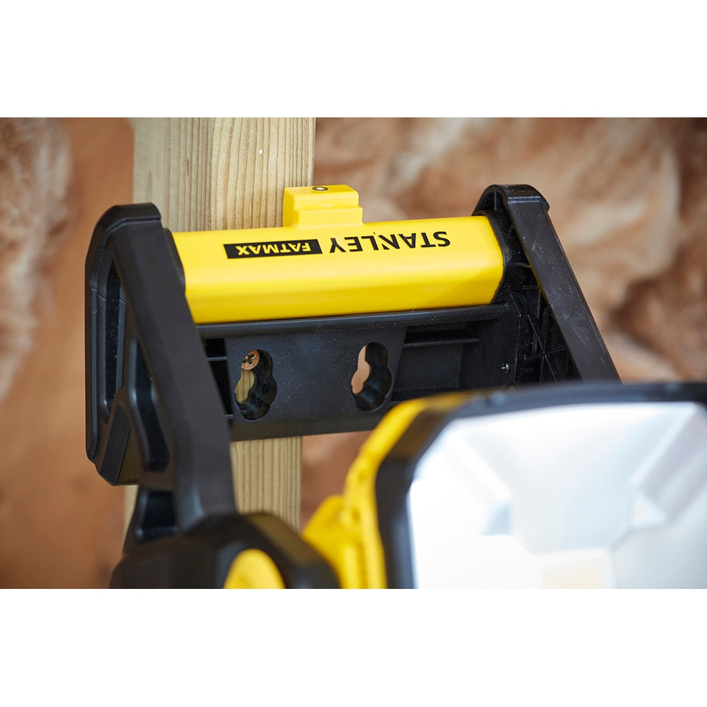 Lampada da Cantiere 18V Stanley Fatmax V20 Senza Batterie e carica